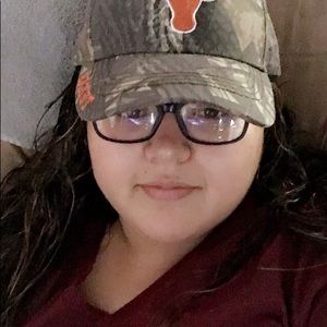 Meet your Posher, Esther